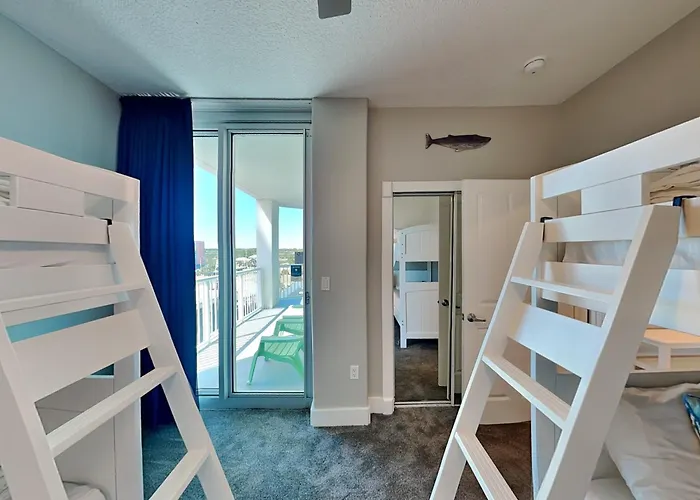 Island Towers #503 Apartment *